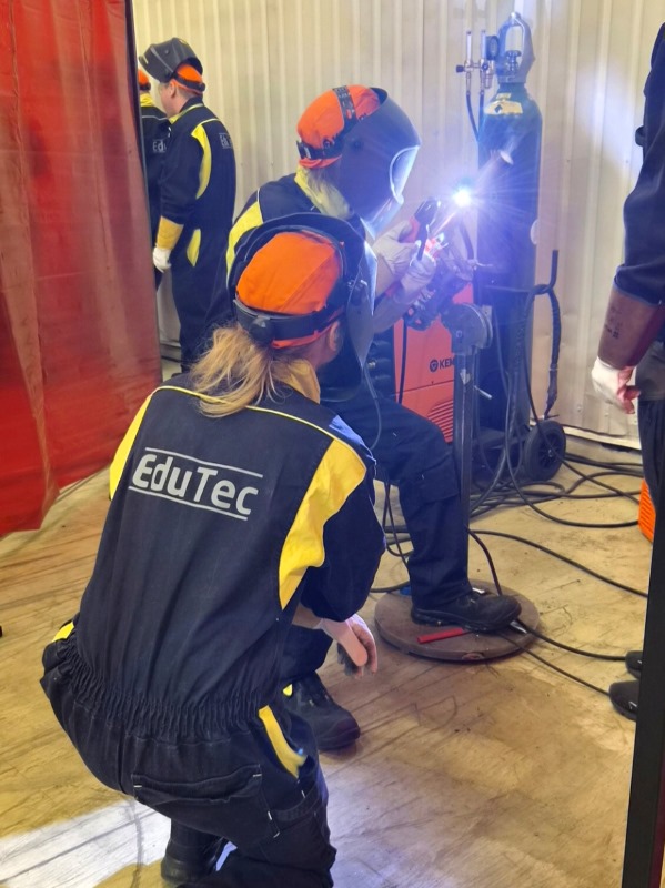 EduTec on aloittanut Imatralla kone- ja metallialan osaamiskartoituksen 10 henkilölle. Osaamiskartoitus on räätälöity Etelä-Karjalan talousalueen yritysten tarpeisiin ja työllistymisen edistämiseen.