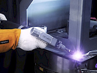 Viimeisimpänä HT Laser on investoinut useaan käsilaseriin, joilla pienempien kappaleiden laserhitsaus hoituu näppärästi.