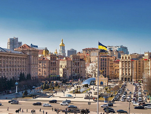 Jo 100 yritystä kartoittaa vientimahdollisuuksiaan osana Ukrainan jälleenrakennusta